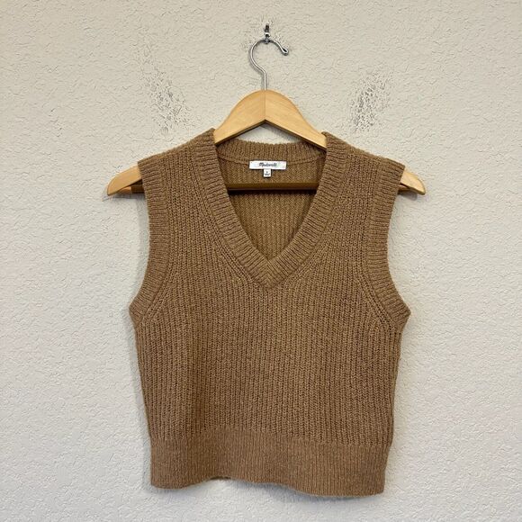 Madewell Sweaters - NWOT MADEWELL Fineloft Shrunken Sweater Vest in Heather Carmel